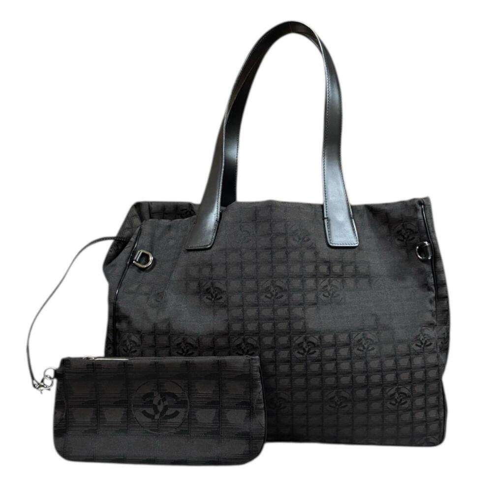 CHANEL Black Tote Bag - Picture 2 of 10